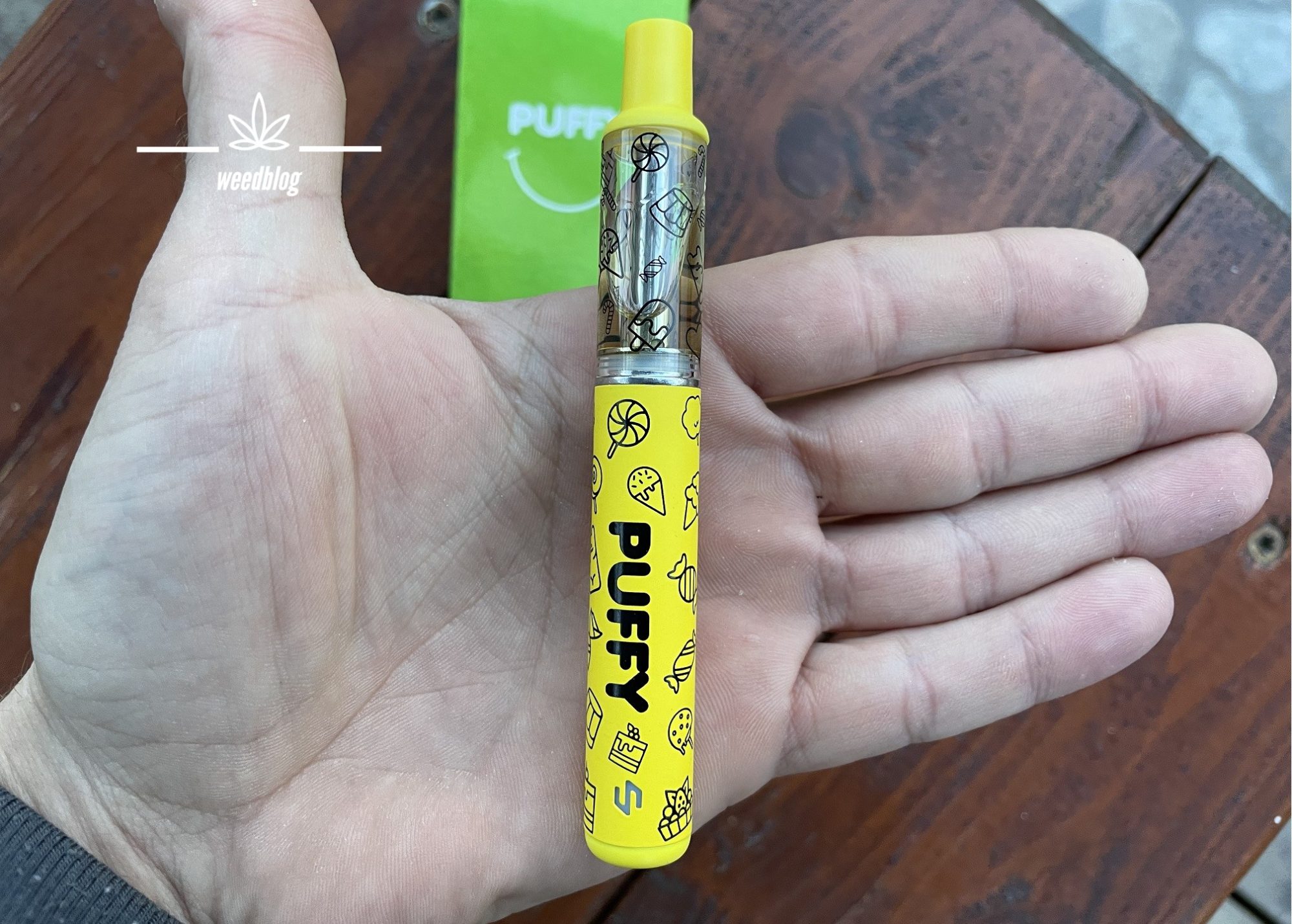 PUFFY vape ΔO HHC RECENZIA